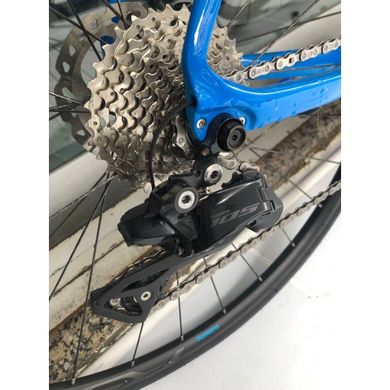 Shimano 105 Di2 24 vites Hidrolik Disk Fren Bisiklet